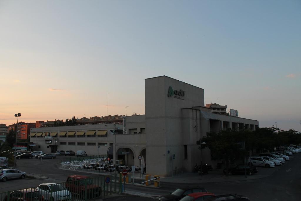 Hostal Restaurante Estacion Jaén Exterior foto